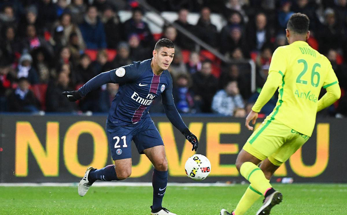 巴黎圣日耳曼近期连胜不断，里昂紧追欧冠区仅差一分